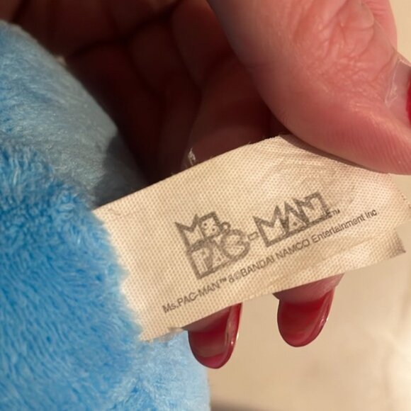 Pac Man Blue Bashful Ghost 4” Plush Toy - Picture 4 of 6